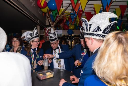 Zwieren en Zwaaien